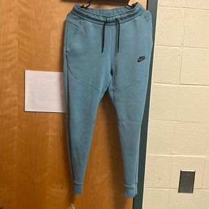 Nike Tech Jogger Pants XS